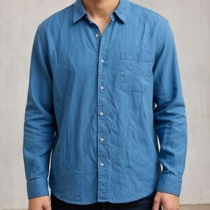 Universal Thread Men's Long-Sleeve Blue Button-Down Shirt